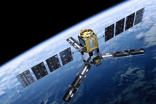 Satelita Kosmiczny Teleskop nad ziemią